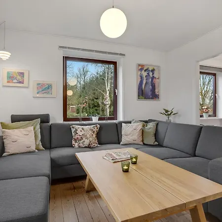 Three-bedroom In Ferienhaus